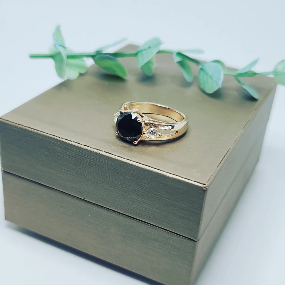 Black Rhinestones ring